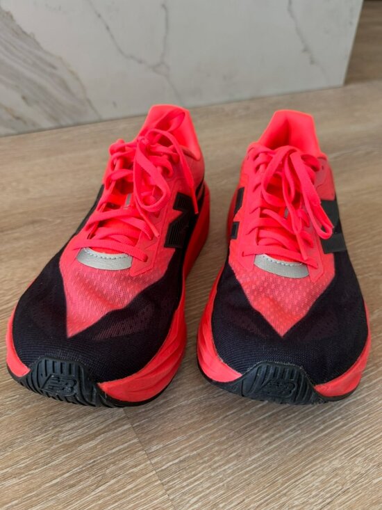 New Balance FuelCell Rebel v5 \'Urgent Red\' in Size 10 main image 7